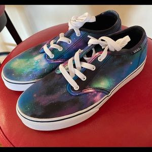 VANS Galaxy size missy 4.5